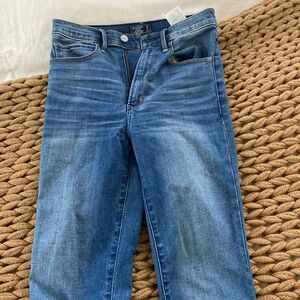 Abercrombie ultra high rise skinny